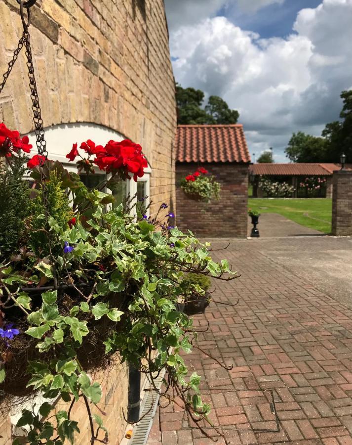 Newball Charming Hen Cottage Countryside Retreat Lincoln מראה חיצוני תמונה