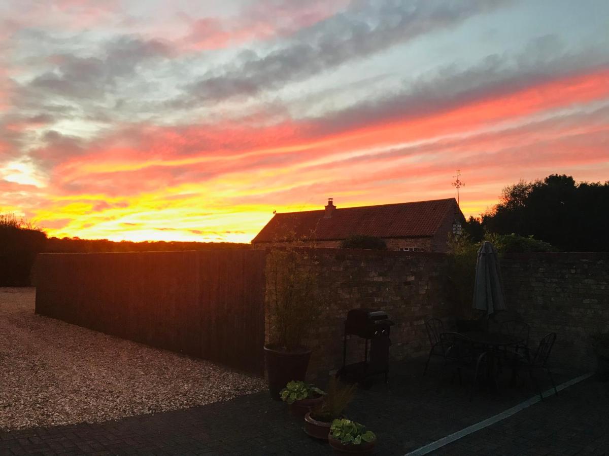Newball Charming Hen Cottage Countryside Retreat Lincoln מראה חיצוני תמונה