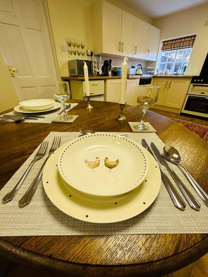 Newball Charming Hen Cottage Countryside Retreat Lincoln מראה חיצוני תמונה